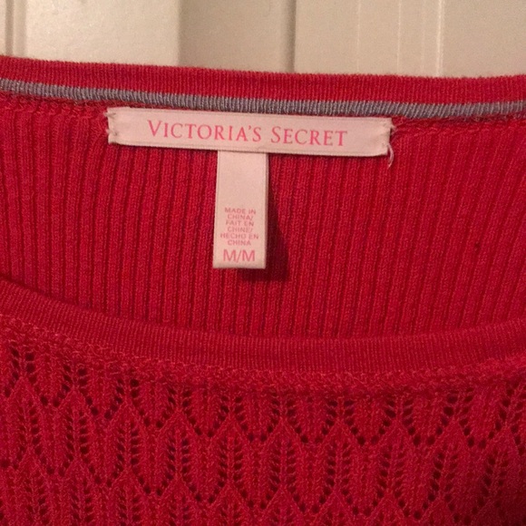 Top - Picture 2 of 4